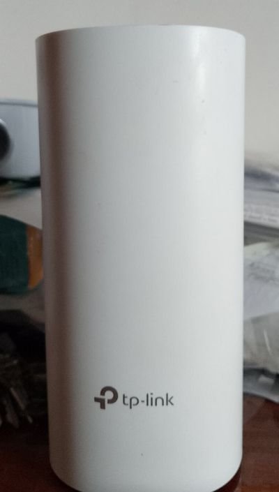 TP-Link Deco mesh Wi-Fi unit